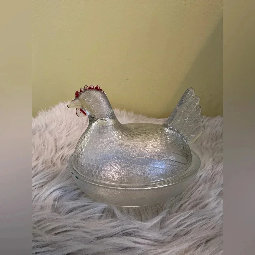 Vintage Indiana Glass Hen On Nest Clear Glass With Red Cone - Picture 1 of 6